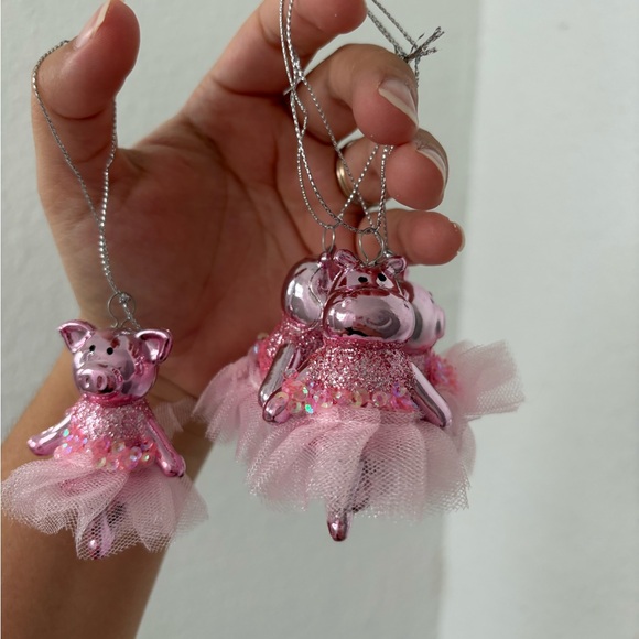 Pinkmas Bundle πβοΈπ - Picture 10 of 16